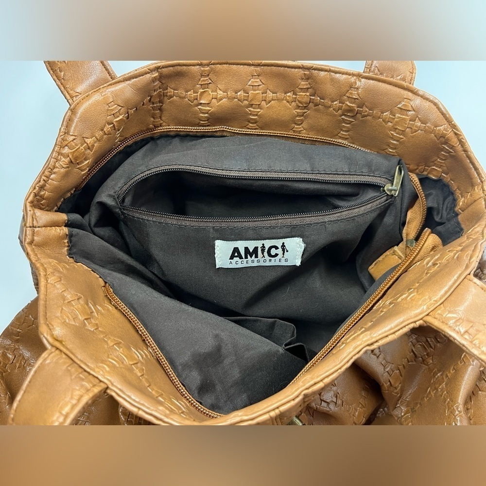 AMICI Accessories Elegant Tan Large Purse Tote or Shoulder Bag - Picture 13 of 16